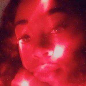 Meet your Posher, Neka